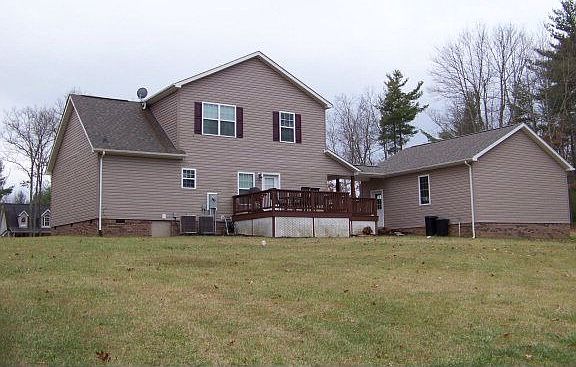 5th image of 183 Country Woods Dr