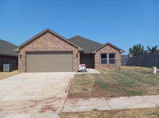 1708 SW 41st St, Lawton, OK 73505
