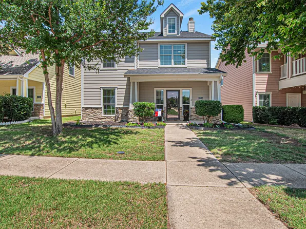 10956 Colonial Heights Ln, Fort Worth, TX 76179