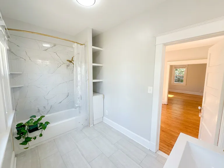 209 4th Ave — Photo 30