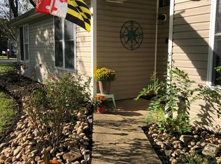 1001 Hyde Park Dr, Annapolis, MD 21403