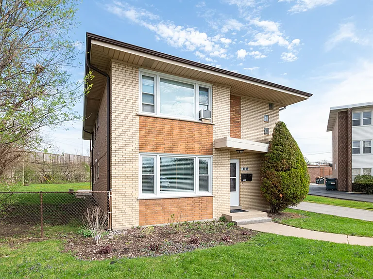 11015 S Lloyd Dr #1 — Photo 14