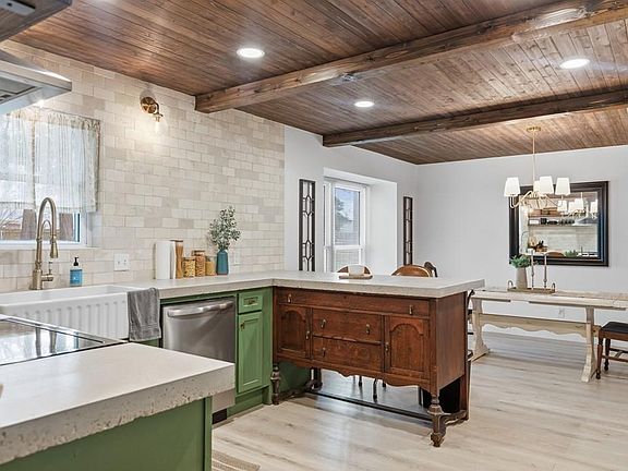 5th image of 6106 Ben Burrough Rd