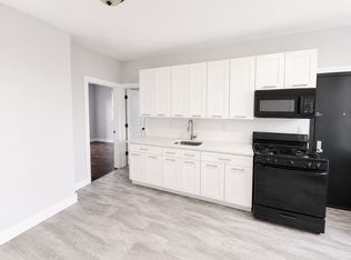 179 21st St #3AA, Irvington, NJ 07111