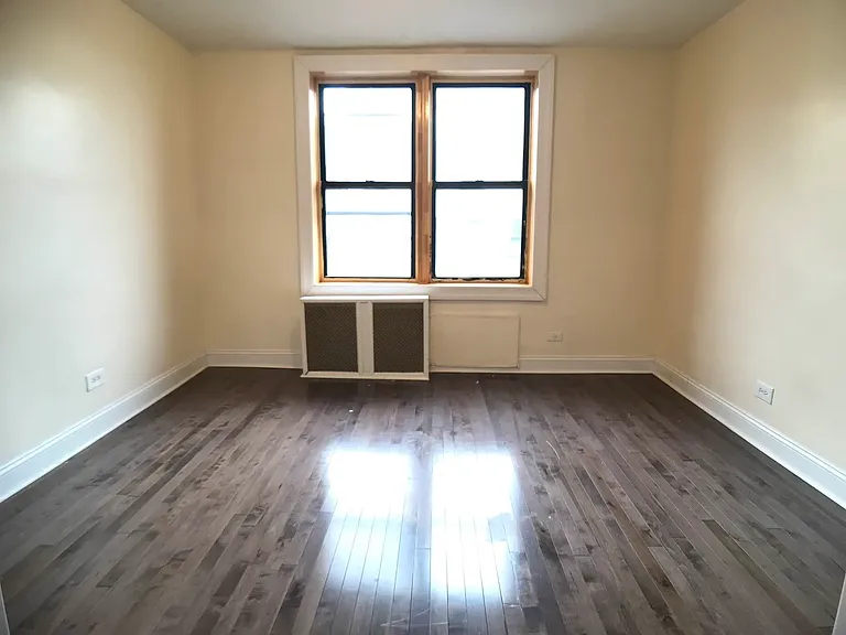 985 Ocean Ave #3D — Photo 1