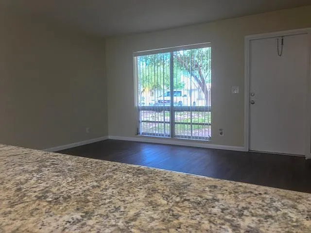 5205 Eadie Pl — Photo 8
