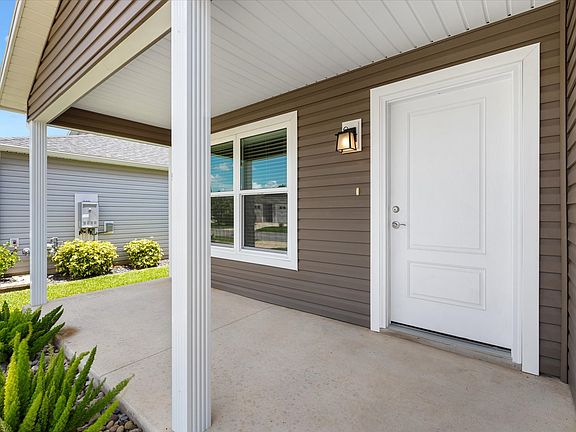 2nd image of 4109 Silvana Way