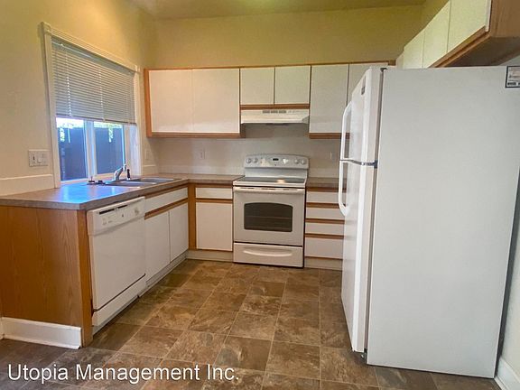 5th image of 16787 NE Halsey St #10332798
