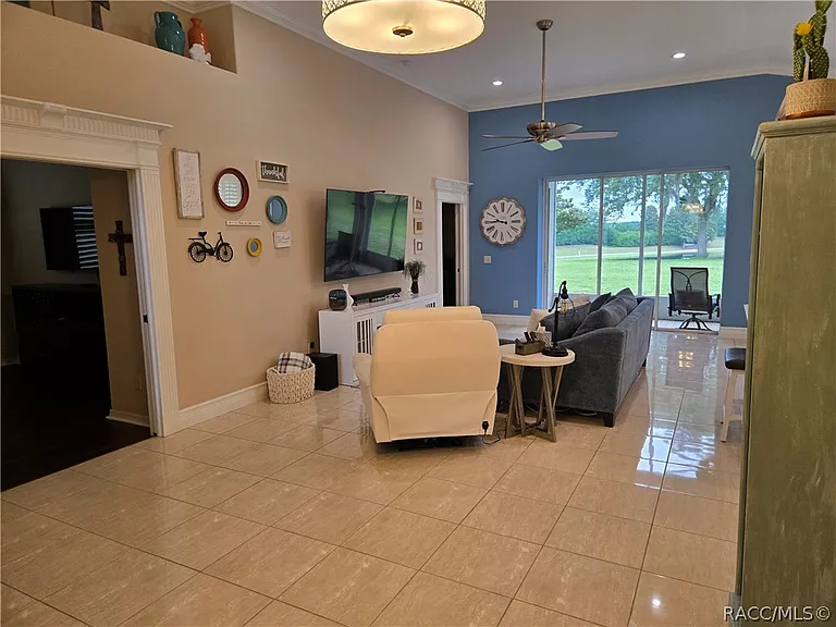1257 W Skyview Crossing Dr — Photo 4