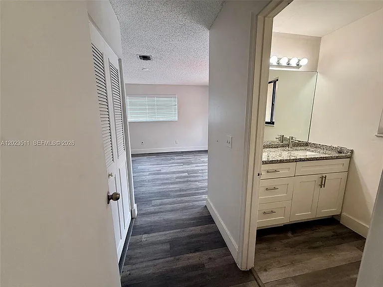 4300 S Landar Dr — Photo 11