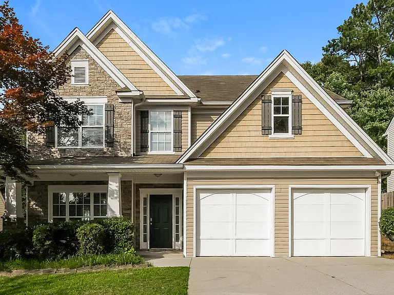 6739 Island Pointe Dr — Photo 1