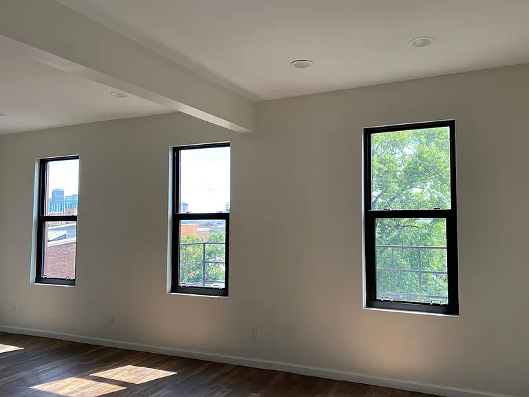 212 Peete St #23 — Photo 6