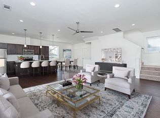 226 SW 7th St APT 3, Bentonville, AR 72712