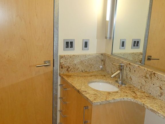 5th image of 101 Orr St #204