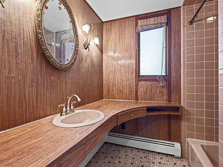 100 Leonard Rd — Photo 21