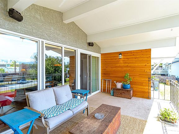 5th image of 2363 Seine Rd