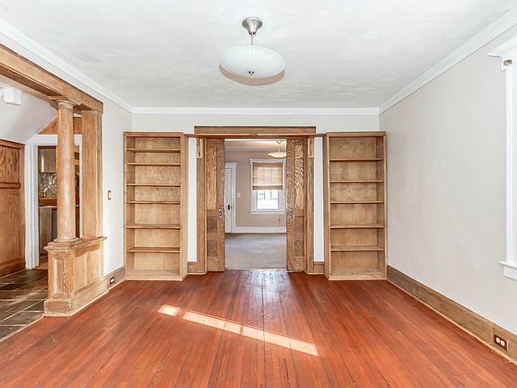 Built-ins in Living Room