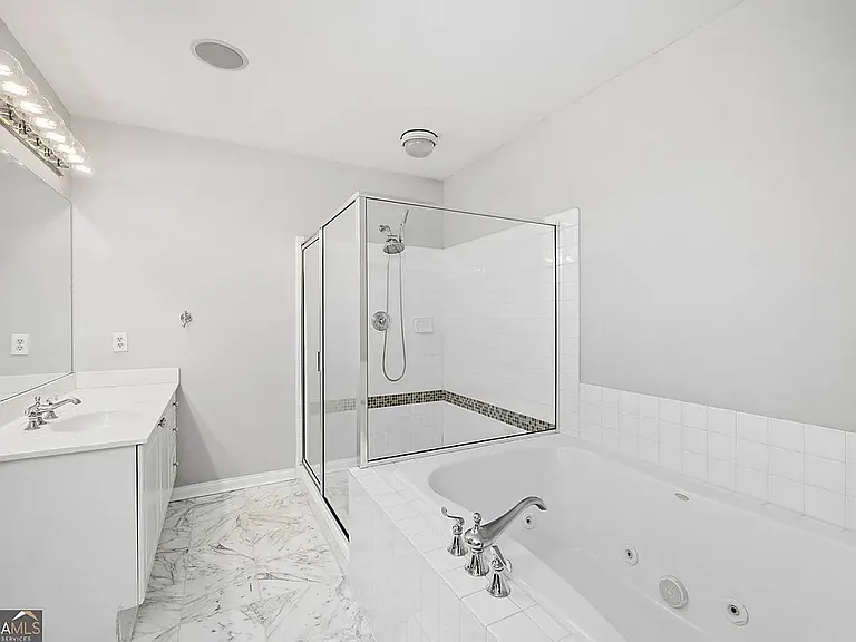 1735 Peachtree St NE #428 — Photo 18