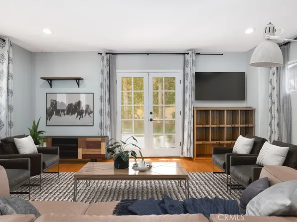 1313 N Beverly Glen Blvd, Los Angeles, CA 90077