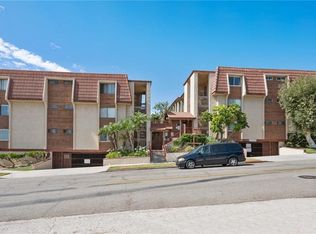 2101 E 21st St Unit 305, Signal Hill, CA 90755