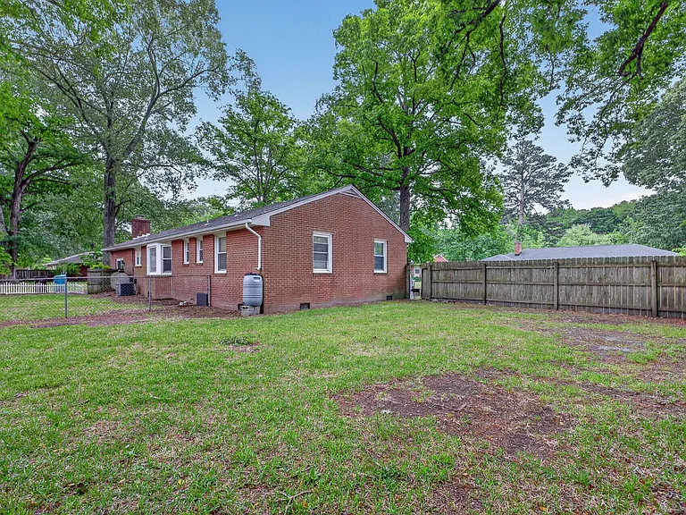 601 Rock Dr — Photo 23