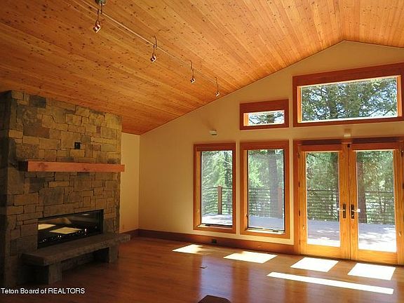4th image of 3775 W Morley Dr
