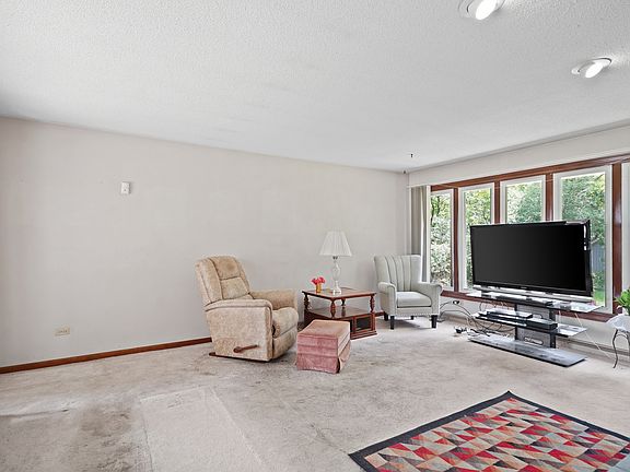 3rd image of 3029 W Vermont Ave