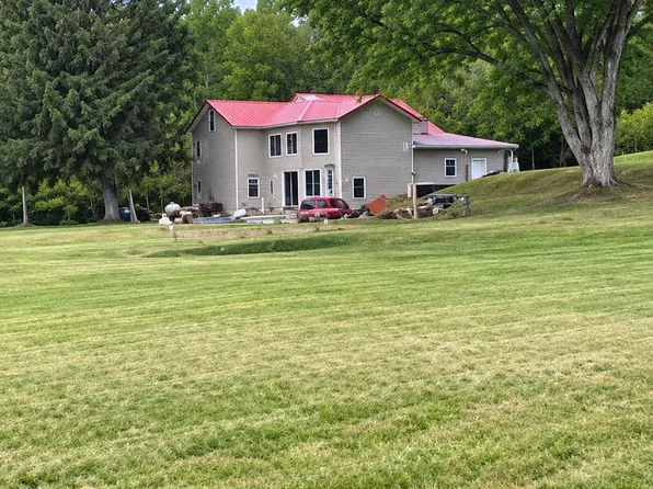 5202 Slanesville, Points, WV 25437