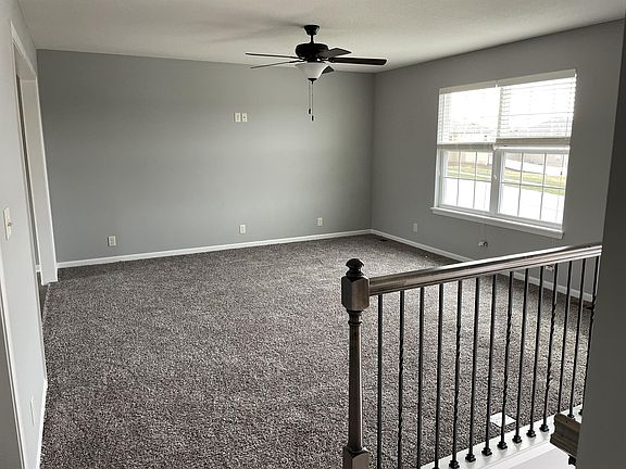 4th image of 603 SW Powell Dr