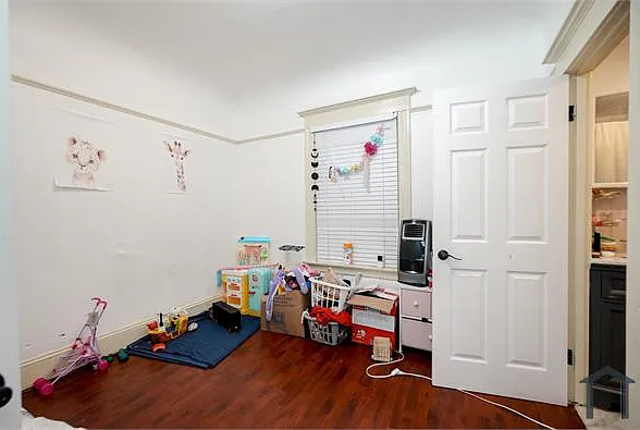 2510 E 21st St #1 — Photo 15