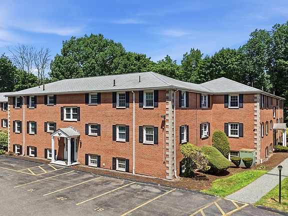 2nd image of 57 Sylvan St APT 4F