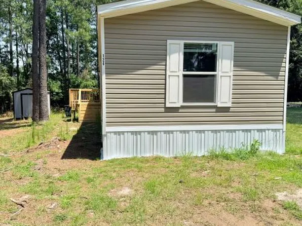 124 Joseph Dr, Raeford, NC 28376