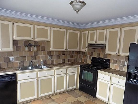 2nd image of 37369 Charter Oaks Blvd #489