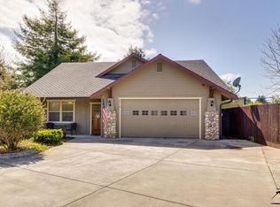 2318 Crann Ln, Eureka, CA 95503