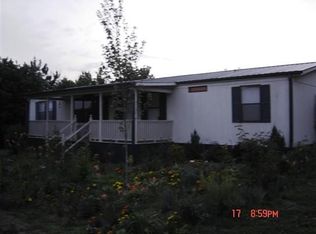 212 Beagle Ln, Copperhill, TN 37317