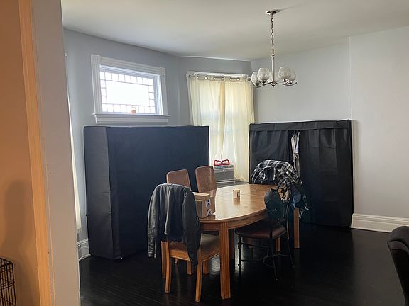 2nd image of 28 Pomona Pl #1
