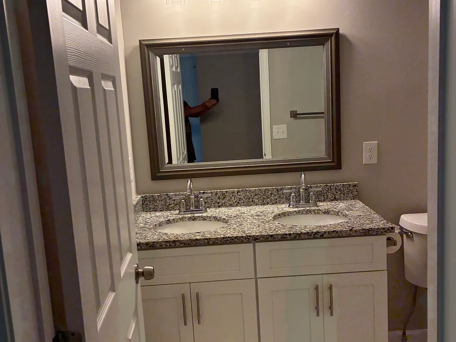 3 bed, 1556 sqft, $1,900 — Photo 4