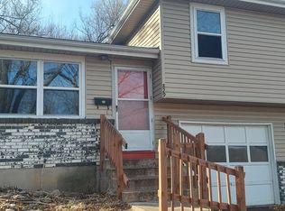 829 N Van Mar St, Olathe, KS 66061