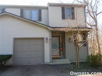 2nd image of 39 Uplands Way