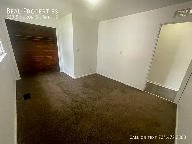 1 bed, $990 — Photo 3