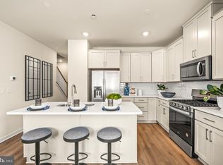 115 Abramo Victor Dr, Downingtown, PA 19335