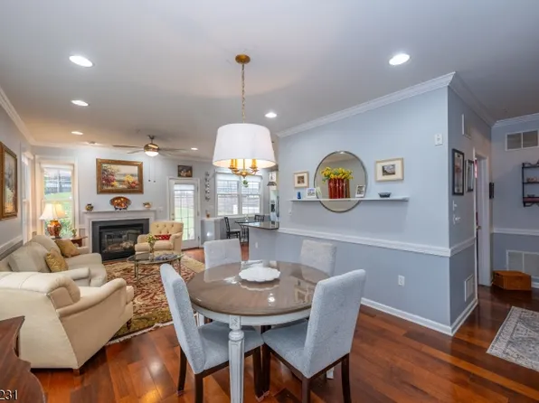 1 Ashley Ct, Hawthorne Boro, NJ 07506