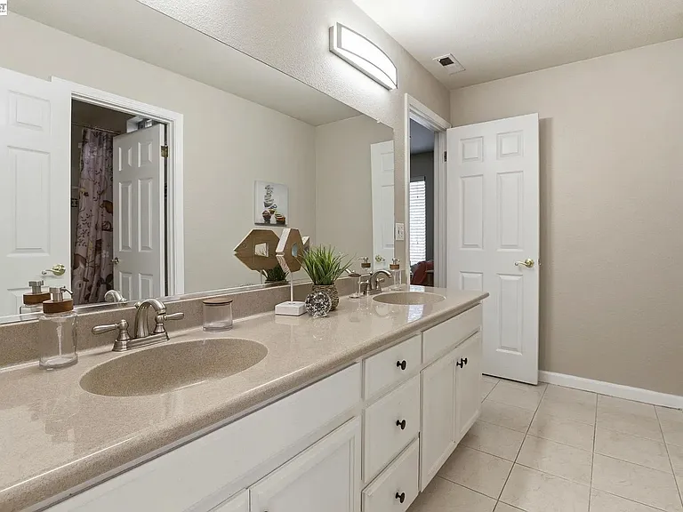 780 Avante Pl — Photo 18