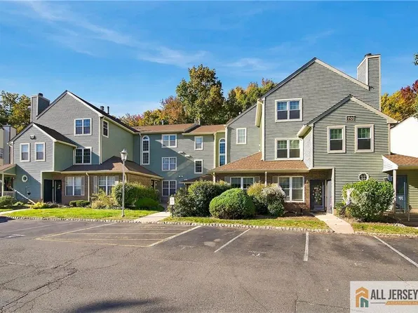 7053 Elm Ct, Monmouth Junction, NJ 08852