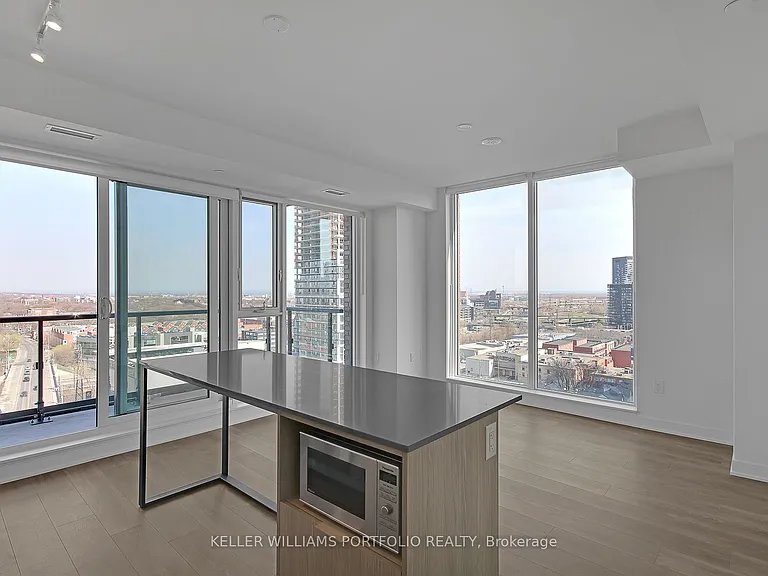 130 River St #1302 — Photo 14