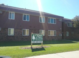 1055 Echo Dr SE #36, Hutchinson, MN 55350