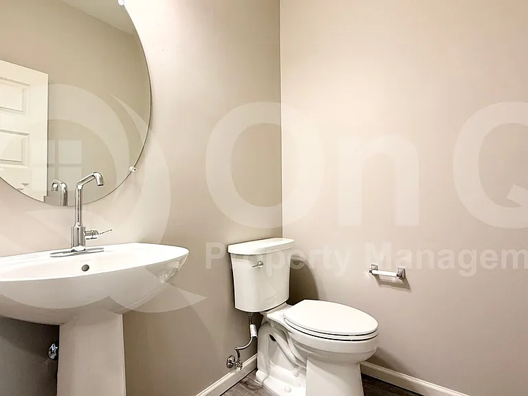 733 E Commonwealth Ave #24 — Photo 21