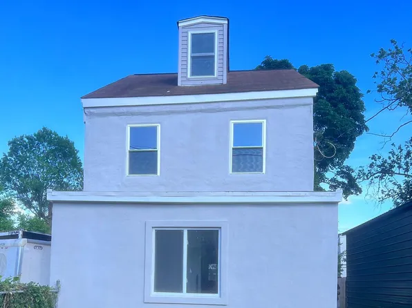 4667 Hawthorne St, Philadelphia, PA 19124
