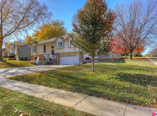 13204 S 26th Ave, Bellevue, NE 68123