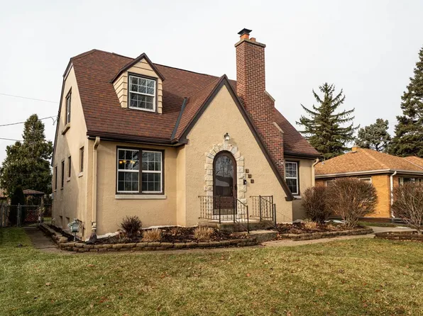 331 North 111th STREET, Wauwatosa, WI 53226